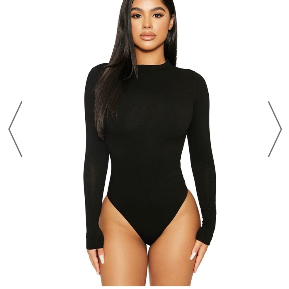 Naked Wardrobe Long-sleeve Bodysuit